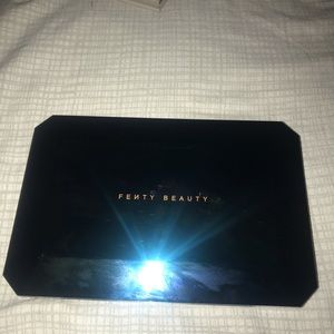 Fenty Beauty Galaxy Eye Palette